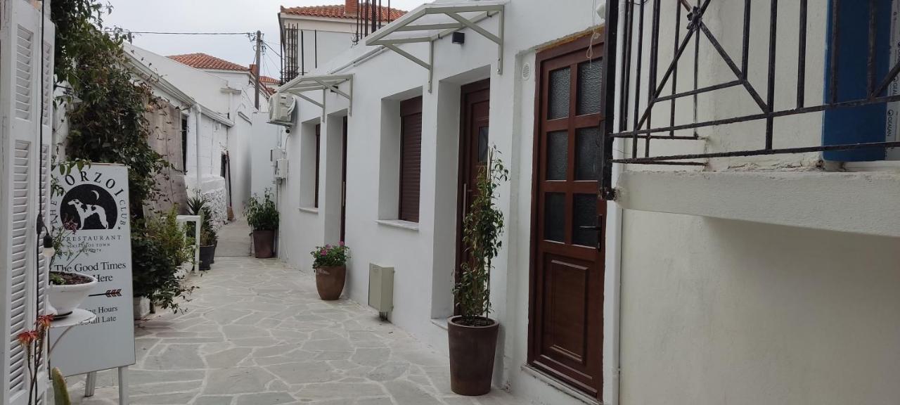 Το Στενάκι Lejlighed Skiathos by Eksteriør billede